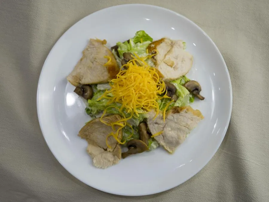 Салат Курица грибы 